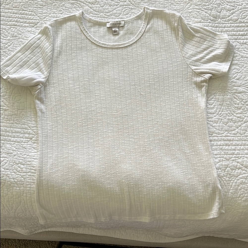 White Ribbed Short Sleeve Top